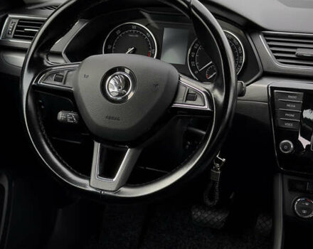 Бежевый Шкода Суперб, объемом двигателя 2 л и пробегом 276 тыс. км за 16800 $, фото 24 на Automoto.ua