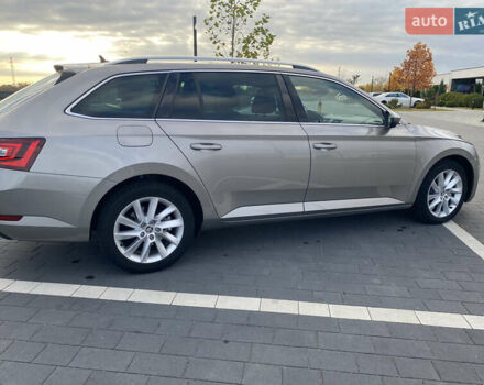 Бежевый Шкода Суперб, объемом двигателя 2 л и пробегом 276 тыс. км за 16800 $, фото 11 на Automoto.ua