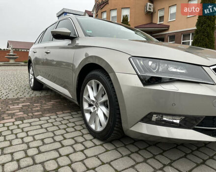 Бежевый Шкода Суперб, объемом двигателя 1.97 л и пробегом 277 тыс. км за 16950 $, фото 19 на Automoto.ua