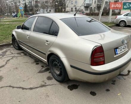 Бежевий Шкода Суперб, об'ємом двигуна 1.9 л та пробігом 330 тис. км за 2248 $, фото 3 на Automoto.ua