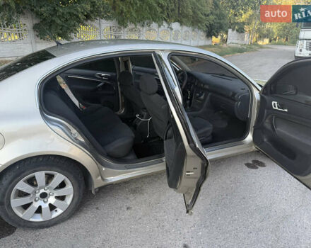 Бежевый Шкода Суперб, объемом двигателя 1.78 л и пробегом 210 тыс. км за 5300 $, фото 13 на Automoto.ua