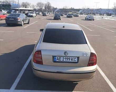 Бежевий Шкода Суперб, об'ємом двигуна 2.5 л та пробігом 370 тис. км за 5500 $, фото 11 на Automoto.ua