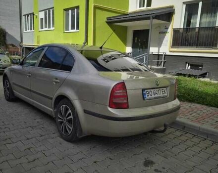 Бежевый Шкода Суперб, объемом двигателя 1.78 л и пробегом 351 тыс. км за 4650 $, фото 2 на Automoto.ua