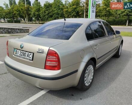 Бежевий Шкода Суперб, об'ємом двигуна 1.8 л та пробігом 460 тис. км за 3000 $, фото 1 на Automoto.ua