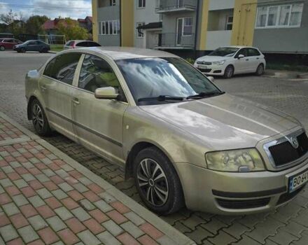 Бежевый Шкода Суперб, объемом двигателя 1.78 л и пробегом 351 тыс. км за 4650 $, фото 4 на Automoto.ua