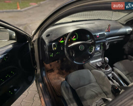 Бежевый Шкода Суперб, объемом двигателя 1.9 л и пробегом 300 тыс. км за 2650 $, фото 13 на Automoto.ua