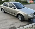 Бежевый Шкода Суперб, объемом двигателя 1.8 л и пробегом 305 тыс. км за 5500 $, фото 2 на Automoto.ua