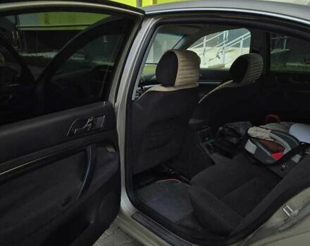 Бежевый Шкода Суперб, объемом двигателя 1.78 л и пробегом 351 тыс. км за 4650 $, фото 6 на Automoto.ua