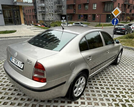 Бежевый Шкода Суперб, объемом двигателя 1.9 л и пробегом 197 тыс. км за 5600 $, фото 2 на Automoto.ua