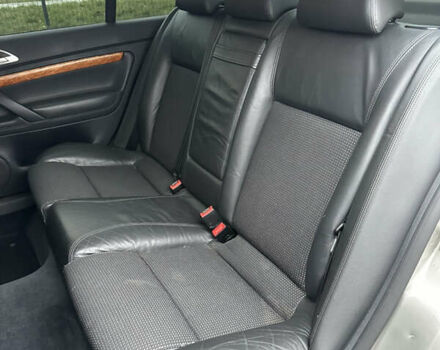 Бежевый Шкода Суперб, объемом двигателя 2 л и пробегом 245 тыс. км за 5990 $, фото 22 на Automoto.ua