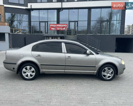 Бежевий Шкода Суперб, об'ємом двигуна 1.78 л та пробігом 218 тис. км за 3800 $, фото 1 на Automoto.ua