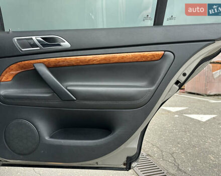 Бежевый Шкода Суперб, объемом двигателя 2 л и пробегом 245 тыс. км за 5990 $, фото 31 на Automoto.ua