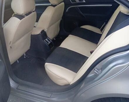 Бежевый Шкода Суперб, объемом двигателя 1.9 л и пробегом 393 тыс. км за 4500 $, фото 5 на Automoto.ua