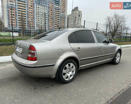 Бежевый Шкода Суперб, объемом двигателя 2 л и пробегом 245 тыс. км за 5990 $, фото 4 на Automoto.ua