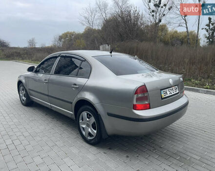 Бежевий Шкода Суперб, об'ємом двигуна 1.78 л та пробігом 218 тис. км за 3800 $, фото 4 на Automoto.ua