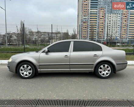Бежевый Шкода Суперб, объемом двигателя 2 л и пробегом 245 тыс. км за 5990 $, фото 1 на Automoto.ua