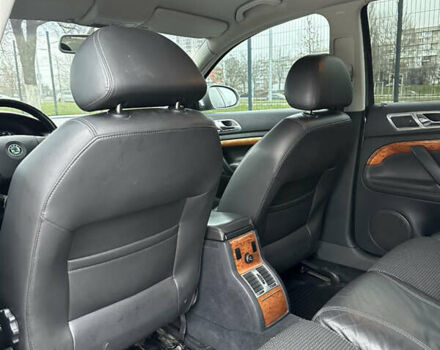 Бежевый Шкода Суперб, объемом двигателя 2 л и пробегом 245 тыс. км за 5990 $, фото 20 на Automoto.ua