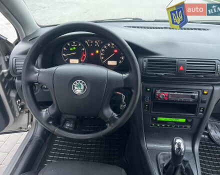 Бежевий Шкода Суперб, об'ємом двигуна 1.78 л та пробігом 218 тис. км за 3800 $, фото 27 на Automoto.ua