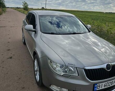 Бежевий Шкода Суперб, об'ємом двигуна 1.8 л та пробігом 195 тис. км за 9500 $, фото 11 на Automoto.ua