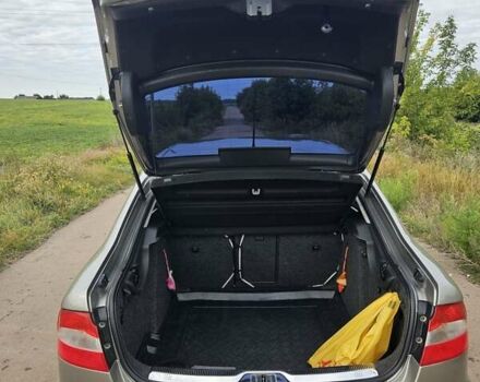 Бежевий Шкода Суперб, об'ємом двигуна 1.8 л та пробігом 195 тис. км за 9500 $, фото 8 на Automoto.ua