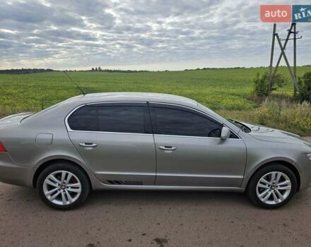 Бежевий Шкода Суперб, об'ємом двигуна 1.8 л та пробігом 195 тис. км за 9500 $, фото 10 на Automoto.ua