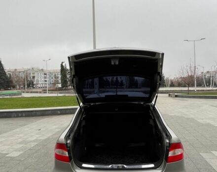 Бежевий Шкода Суперб, об'ємом двигуна 2 л та пробігом 255 тис. км за 10600 $, фото 3 на Automoto.ua