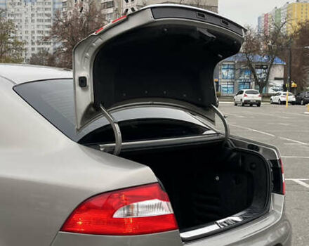 Бежевый Шкода Суперб, объемом двигателя 1.8 л и пробегом 245 тыс. км за 7800 $, фото 27 на Automoto.ua