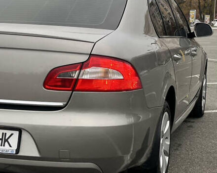 Бежевый Шкода Суперб, объемом двигателя 1.8 л и пробегом 245 тыс. км за 7800 $, фото 7 на Automoto.ua