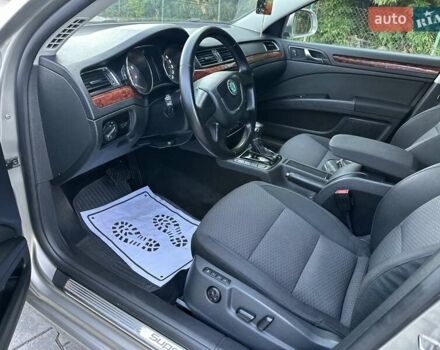 Бежевий Шкода Суперб, об'ємом двигуна 1.8 л та пробігом 141 тис. км за 8500 $, фото 27 на Automoto.ua