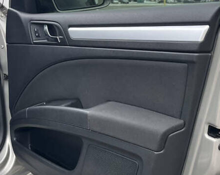 Бежевый Шкода Суперб, объемом двигателя 1.8 л и пробегом 245 тыс. км за 7800 $, фото 19 на Automoto.ua