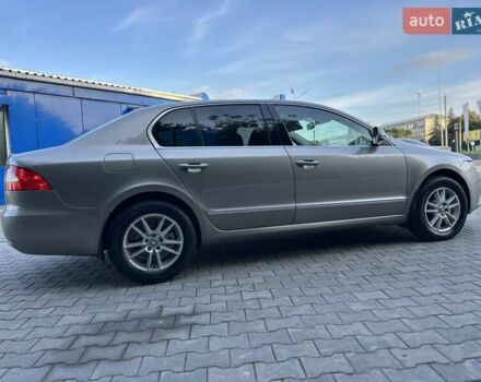 Бежевий Шкода Суперб, об'ємом двигуна 1.8 л та пробігом 141 тис. км за 8500 $, фото 21 на Automoto.ua