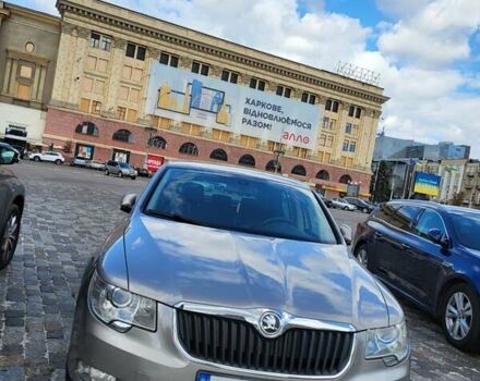 Бежевый Шкода Суперб, объемом двигателя 1.8 л и пробегом 222 тыс. км за 9999 $, фото 5 на Automoto.ua