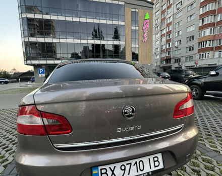 Бежевый Шкода Суперб, объемом двигателя 1.97 л и пробегом 250 тыс. км за 9700 $, фото 10 на Automoto.ua