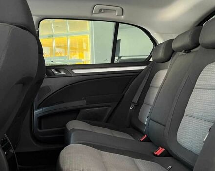 Бежевый Шкода Суперб, объемом двигателя 1.8 л и пробегом 227 тыс. км за 8800 $, фото 19 на Automoto.ua