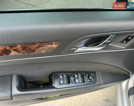 Бежевый Шкода Суперб, объемом двигателя 1.97 л и пробегом 535 тыс. км за 10700 $, фото 6 на Automoto.ua