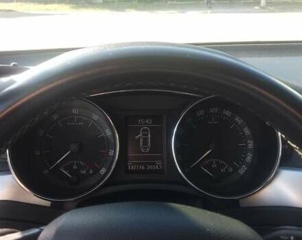 Бежевий Шкода Суперб, об'ємом двигуна 1.8 л та пробігом 147 тис. км за 12000 $, фото 4 на Automoto.ua