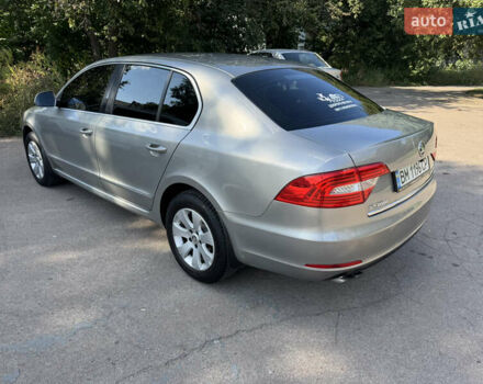 Бежевый Шкода Суперб, объемом двигателя 1.97 л и пробегом 535 тыс. км за 10700 $, фото 3 на Automoto.ua