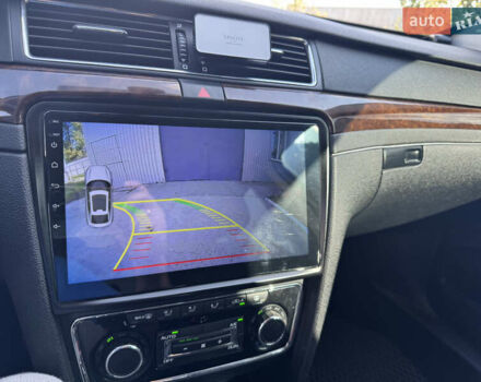 Бежевый Шкода Суперб, объемом двигателя 1.97 л и пробегом 535 тыс. км за 10700 $, фото 13 на Automoto.ua