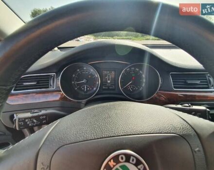 Бежевый Шкода Суперб, объемом двигателя 1.8 л и пробегом 93 тыс. км за 13000 $, фото 5 на Automoto.ua