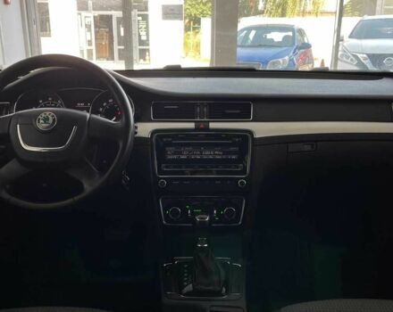 Бежевый Шкода Суперб, объемом двигателя 1.8 л и пробегом 227 тыс. км за 8800 $, фото 9 на Automoto.ua