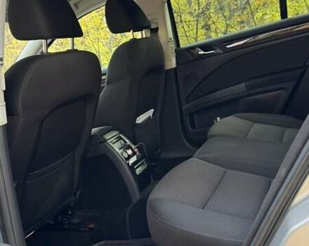 Бежевый Шкода Суперб, объемом двигателя 1.8 л и пробегом 172 тыс. км за 12800 $, фото 8 на Automoto.ua