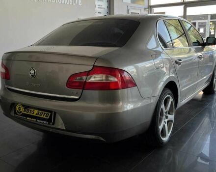 Бежевый Шкода Суперб, объемом двигателя 1.8 л и пробегом 227 тыс. км за 8800 $, фото 6 на Automoto.ua