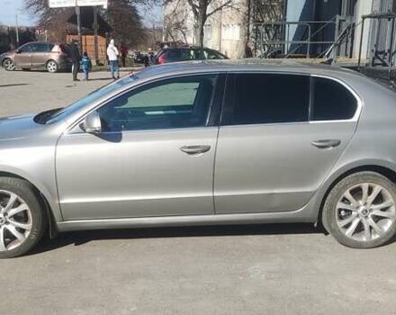 Бежевий Шкода Суперб, об'ємом двигуна 1.8 л та пробігом 147 тис. км за 12000 $, фото 1 на Automoto.ua