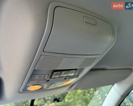 Бежевый Шкода Суперб, объемом двигателя 1.97 л и пробегом 535 тыс. км за 10700 $, фото 9 на Automoto.ua