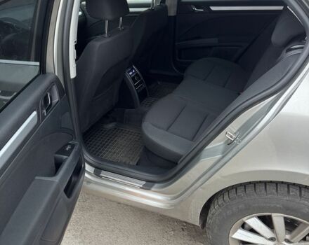 Бежевый Шкода Суперб, объемом двигателя 1.8 л и пробегом 172 тыс. км за 14000 $, фото 5 на Automoto.ua