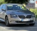 Бежевый Шкода Суперб, объемом двигателя 1.97 л и пробегом 242 тыс. км за 19900 $, фото 1 на Automoto.ua