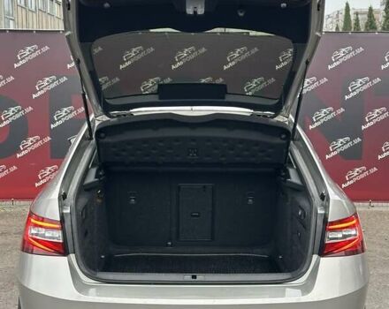 Бежевый Шкода Суперб, объемом двигателя 1.98 л и пробегом 191 тыс. км за 20000 $, фото 12 на Automoto.ua