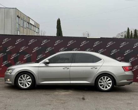 Бежевый Шкода Суперб, объемом двигателя 1.98 л и пробегом 191 тыс. км за 20000 $, фото 4 на Automoto.ua