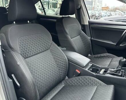 Бежевый Шкода Суперб, объемом двигателя 1.98 л и пробегом 191 тыс. км за 20000 $, фото 42 на Automoto.ua