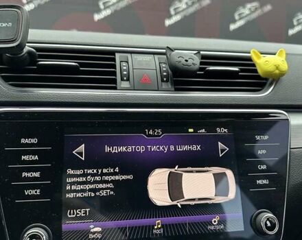 Бежевый Шкода Суперб, объемом двигателя 1.98 л и пробегом 191 тыс. км за 20000 $, фото 25 на Automoto.ua